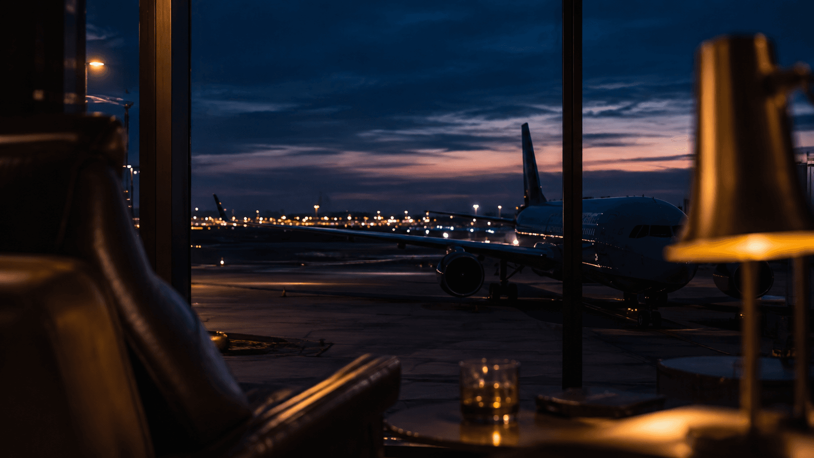 Every Airport Lounge at Charlotte Douglas CLT: Access, Cards & Tips (2026)